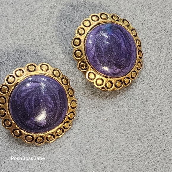 Vintage clip button earrings - Picture 5 of 8